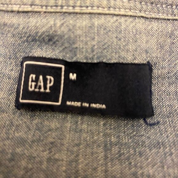 Gap Size M Denim Long Sleeve Button Down Top - Picture 8 of 11